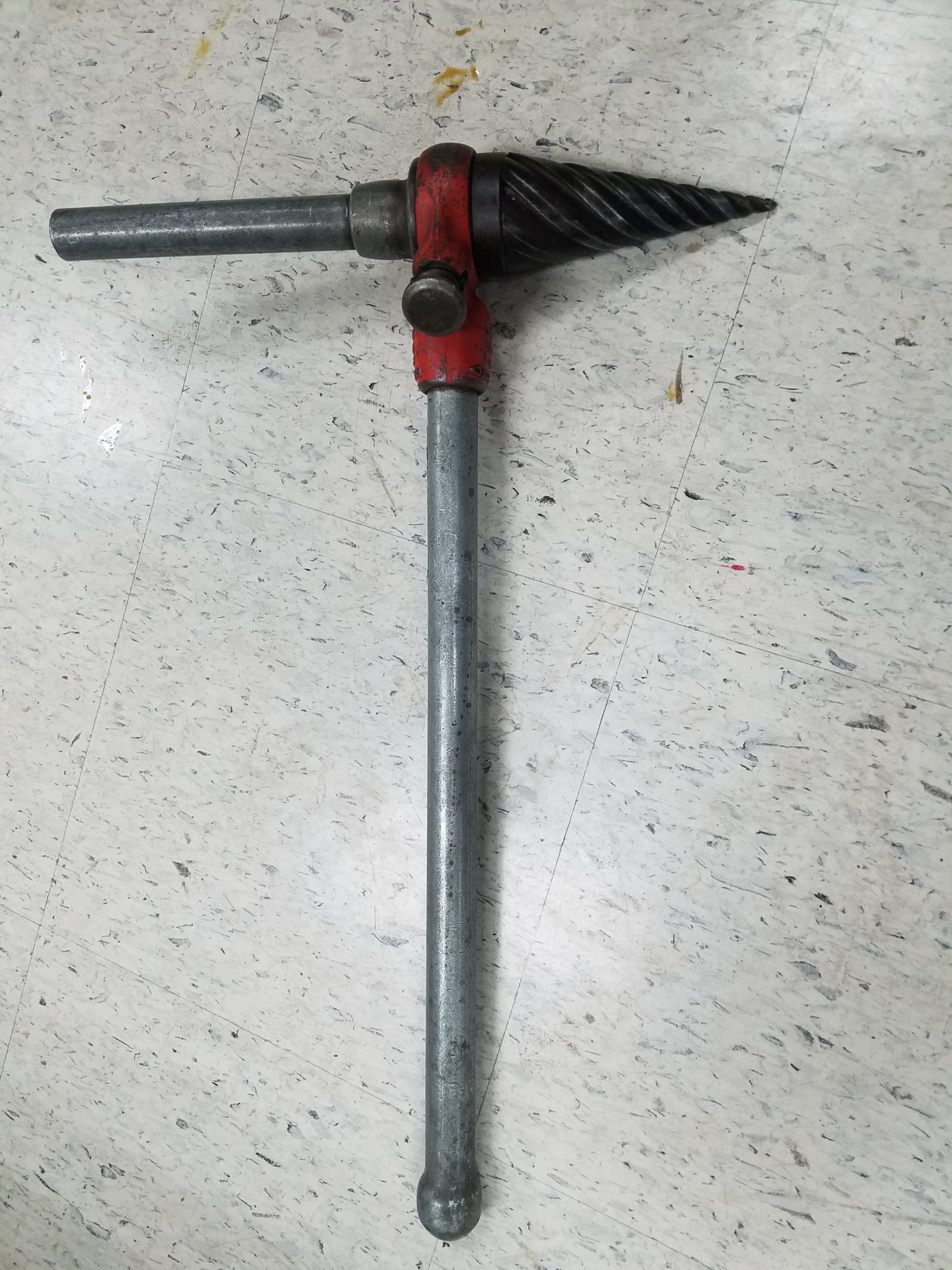 Pipe Cutters and Reamers Havit Supplies / AB Rental