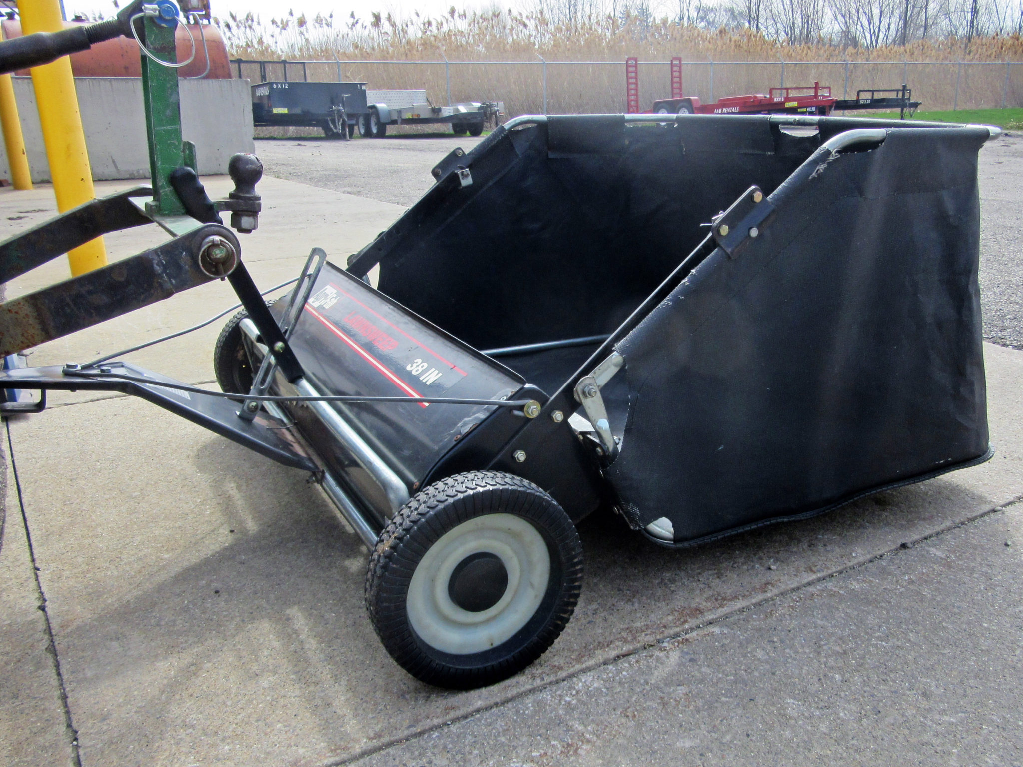 Towable Lawn Sweeper Havit Supplies / AB Rental